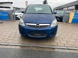Blau Gebraucht 2008 Opel Zafira Innovation Van / Kleinbus | 3.999 € (Etwas zu teuer)
