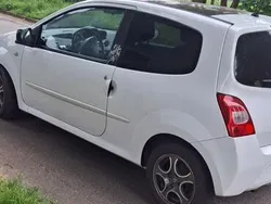 Weiß Gebraucht 2010 Renault Twingo Night&Day Kleinwagen | 2.600 € (Fairer Preis)