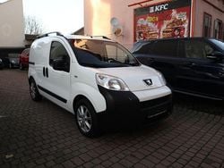 Blanc banquise Gebraucht 2015 Peugeot Bipper Basis Van / Kleinbus | 8.500 € (Teuer)