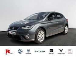 Grau Gebraucht 2024 Seat Ibiza FR Limousine | 21.490 € (Etwas zu teuer)