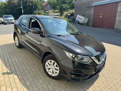 Schwarz Gebraucht 2018 Nissan Qashqai Visia SUV | 10.980 € (Guter Preis)