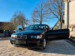 Schwarz Gebraucht 2001 BMW 318 Coupé | 2.500 € (Fairer Preis)