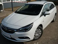 Weiß Gebraucht 2017 Opel Astra Business Kombi | 5.999 € (Guter Preis)
