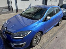 Blau Gebraucht 2014 Renault Mégane III Kleinwagen | 5.000 € (Fairer Preis)