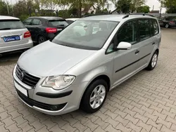 Silber Gebraucht 2007 VW Touran Conceptline Van / Kleinbus | 2.499 € (Etwas zu teuer)