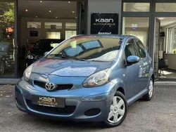 Blau Gebraucht 2009 Toyota Aygo Cool Kleinwagen | 2.999 € (Fairer Preis)