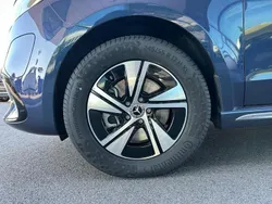 Sodalithblau Gebraucht 2025 Mercedes EQV300 Van / Kleinbus | 60.990 € (Teuer)