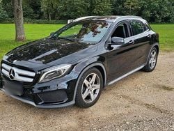 Nachtschwarz Gebraucht 2014 Mercedes GLA220 SUV | 13.490 € (Fairer Preis)