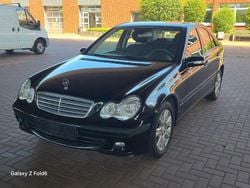 Schwarz Gebraucht 2006 Mercedes C180 Limousine | 2.500 € (Guter Preis)