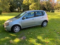 Silber Gebraucht 2006 Chevrolet Kalos Kleinwagen | 1.500 € (Fairer Preis)