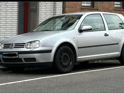 Gebraucht 2003 VW Golf IV Kleinwagen | 1.700 € (Fairer Preis)