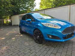 Blau Gebraucht 2013 Ford Fiesta Individual Kleinwagen | 4.800 € (Fairer Preis)