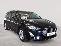 Obsidianschwarz metallic Gebraucht 2020 Ford Focus Cool & Connect Kombi | 9.990 € (Superpreis)