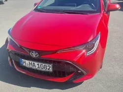 Rot Gebraucht 2021 Toyota Corolla Team Limousine | 20.900 € (Guter Preis)