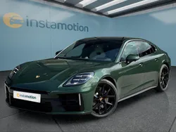 Grün Gebraucht 2024 Porsche Panamera 4 Limousine | 133.899 € (Fairer Preis)