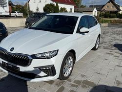 Weiß Gebraucht 2024 Skoda Scala Selection Kleinwagen | 21.750 € (Fairer Preis)
