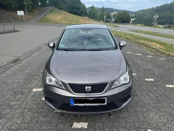 Grau Gebraucht 2015 Seat Ibiza SC Kleinwagen | 5.300 € (Fairer Preis)
