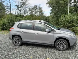 Grau Gebraucht 2013 Peugeot 2008 SUV | 4.100 € (Etwas zu teuer)