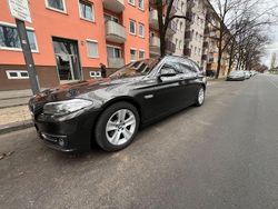 Braun Gebraucht 2015 BMW 520 Luxury Line Kombi | 11.600 € (Fairer Preis)