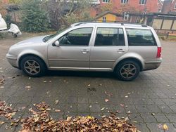 Silber Gebraucht 2005 VW Golf IV Kombi | 850 € (Superpreis)