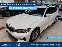 Weiß Gebraucht 2020 BMW 330 Sport Line Kombi | 24.390 € (Superpreis)