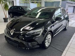 Sternenschwarz Gebraucht 2021 Renault Clio V Intens Kleinwagen | 12.950 € (Fairer Preis)