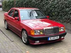Rot Gebraucht 1992 Mercedes 190 Sportline Limousine | 14.900 €