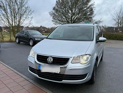 Silber Gebraucht 2010 VW Touran Van / Kleinbus | 5.300 € (Fairer Preis)