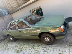 Grün Gebraucht 1984 Opel Ascona Limousine | 3.400 €