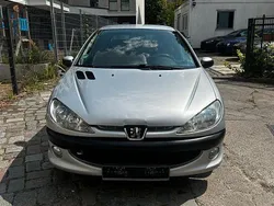 Grau Gebraucht 2006 Peugeot 206 Filou Kleinwagen | 1.690 € (Fairer Preis)