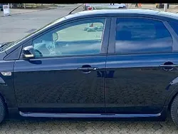 Schwarz Gebraucht 2010 Ford Focus ST Limousine | 7.400 € (Fairer Preis)