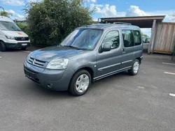 Grau Gebraucht 2004 Citroën Berlingo Van / Kleinbus | 1.750 € (Fairer Preis)