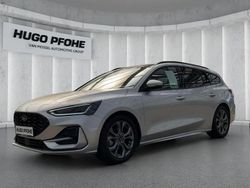 Silber Gebraucht 2023 Ford Focus ST-Line Kombi | 29.925 €