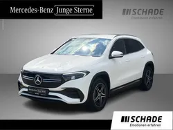 Weiß Gebraucht 2023 Mercedes EQA300 AMG line SUV | 35.950 € (Guter Preis)