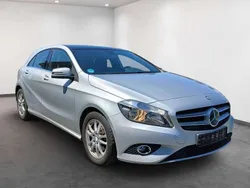 Silber Gebraucht 2013 Mercedes A180 Urban Limousine | 10.990 € (Fairer Preis)