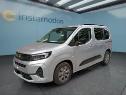 Grau Gebraucht 2024 Opel Combo Van / Kleinbus | 31.049 €