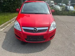 Rot Gebraucht 2009 Opel Zafira Edition Van / Kleinbus | 950 € (Superpreis)