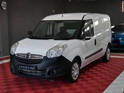 Weiß Gebraucht 2016 Opel Combo Van / Kleinbus | 7.990 € (Etwas zu teuer)