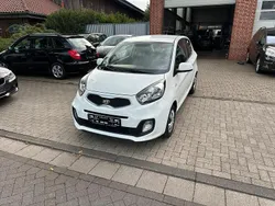 Weiß Gebraucht 2014 Kia Picanto Kleinwagen | 3.999 € (Fairer Preis)
