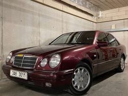 Rot Gebraucht 1997 Mercedes E420 Elegance Limousine | 16.500 €