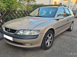 Gold Gebraucht 1997 Opel Vectra Kombi | 1.199 € (Guter Preis)
