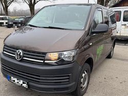 Braun Gebraucht 2016 VW Transporter Van | 14.750 € (Guter Preis)