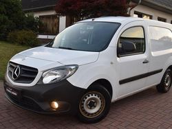 Weiß Gebraucht 2015 Mercedes Citan 109 Van / Kleinbus | 4.499 € (Guter Preis)