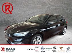 Mitternachtsschwarz Gebraucht 2024 Seat Leon FR Limousine | 25.495 € (Fairer Preis)