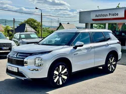 Weiß Neu 2025 Mitsubishi Outlander P-HEV Intro Edition SUV | 53.990 €