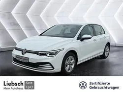 Weiß Gebraucht 2022 VW Golf VIII Life Limousine | 19.999 € (Guter Preis)