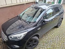 Schwarz Gebraucht 2018 Ford Kuga Titanium SUV | 14.100 € (Fairer Preis)