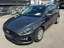 Schwarz Gebraucht 2020 Hyundai i30 Pure Kombi | 13.990 € (Superpreis)