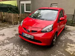 Rot Gebraucht 2007 Toyota Aygo Cool Kleinwagen | 2.500 € (Fairer Preis)