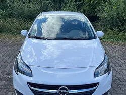 Weiß Gebraucht 2017 Opel Corsa Active Kleinwagen | 5.999 € (Fairer Preis)